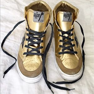 FLASH SALE ⚡️Golden Goose 2.12 Gold Sneakers sz 41