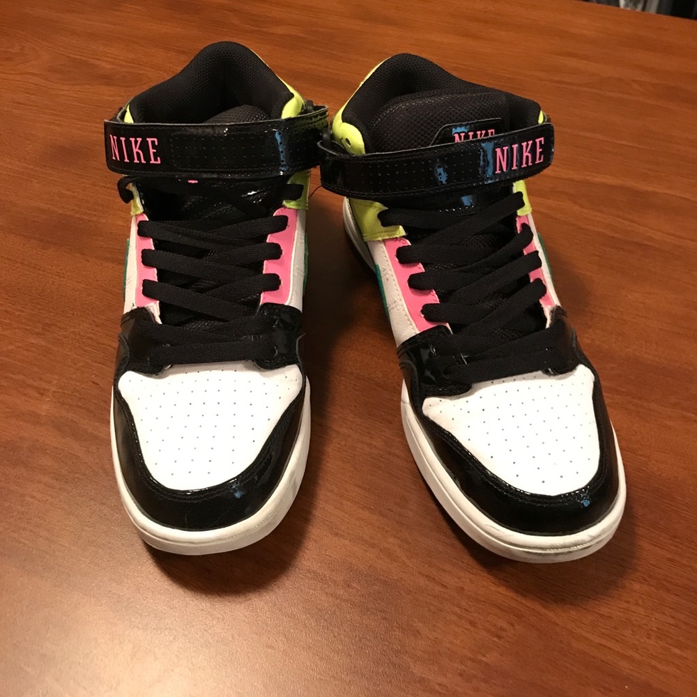 Nike hitops
