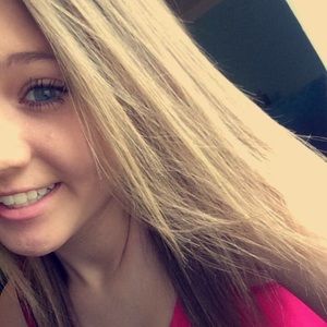 Meet your Posher, Brianna