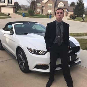 Meet your Posher, Joshua