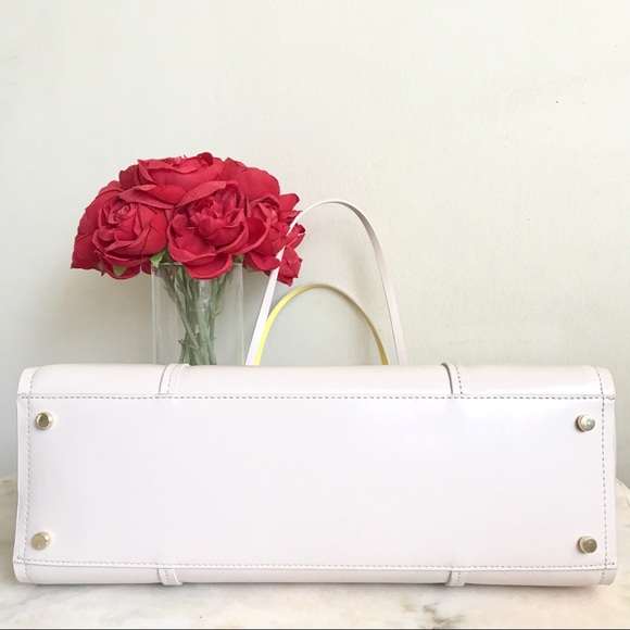 🔴🔴SOLD🔴🔴💛✨ kate spade large tote ✨💛 - Picture 3 of 6