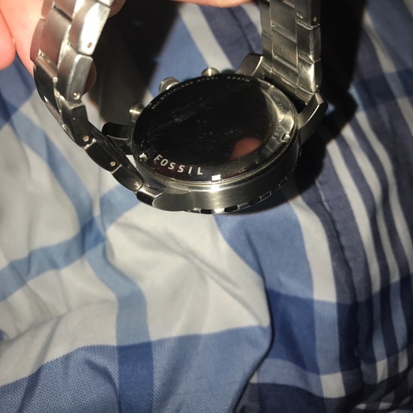 Basically brand new men's fossil watch. - Picture 2 of 3