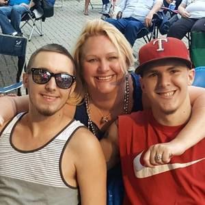 Meet your Posher, Christie