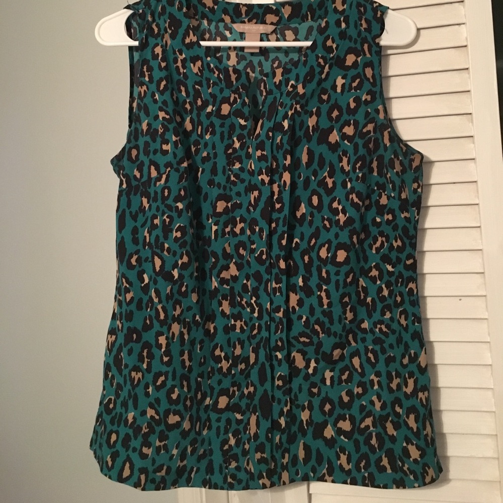 Banana Republic print blouse - size S