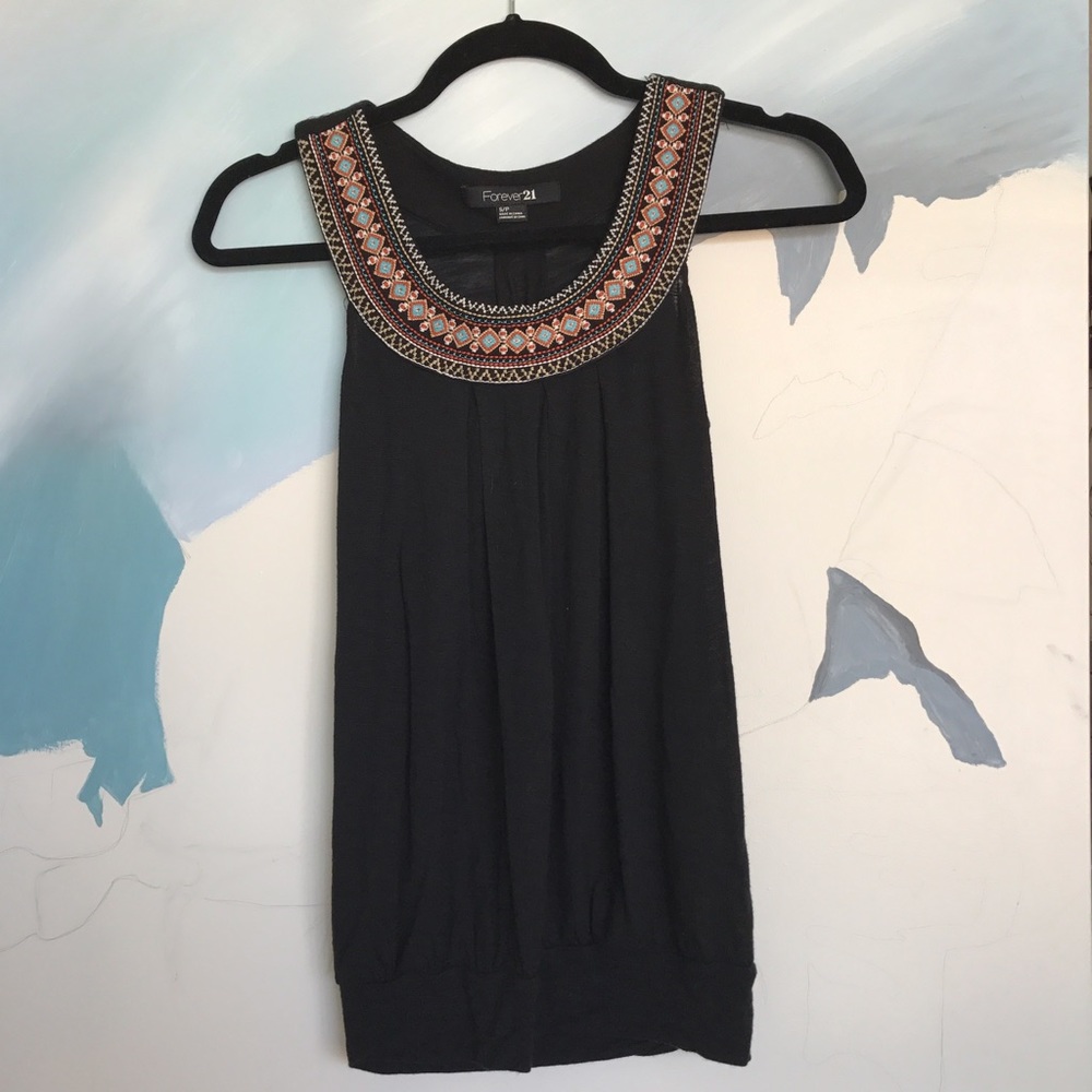 Tribal neck Tank