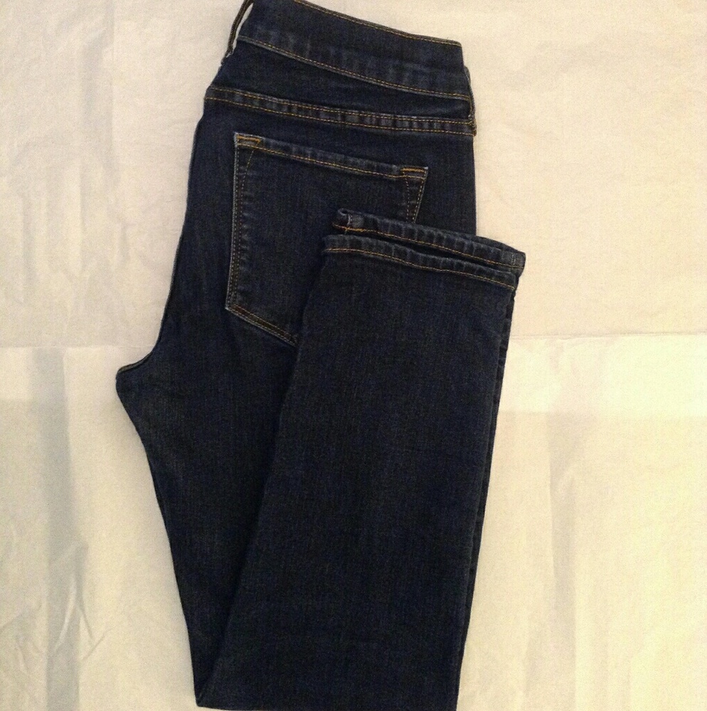 👋Closing today!!Banana Republic Skinny Jeans