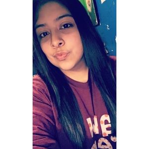 Meet your Posher, Lidia