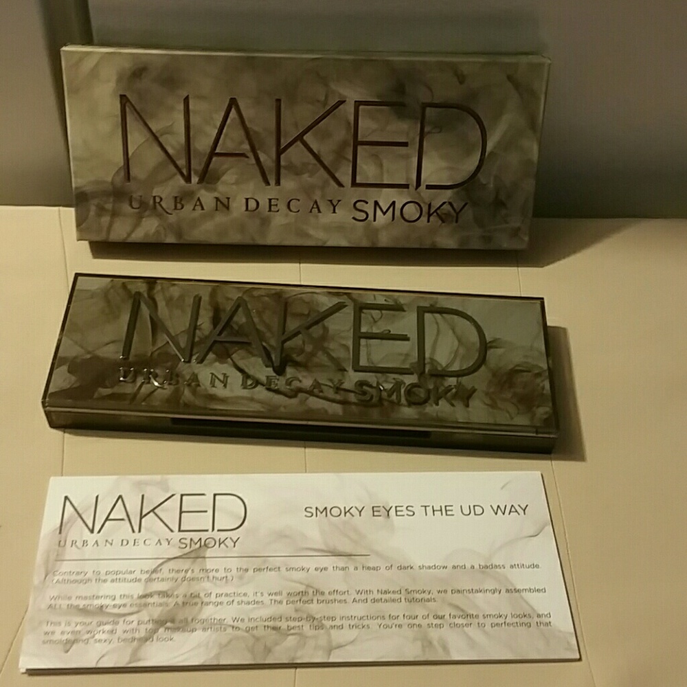 Urban decay naked smoky palette