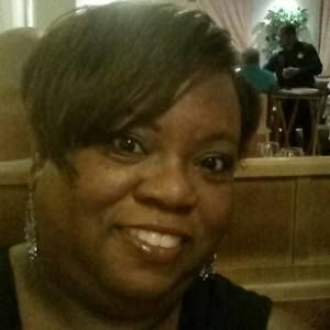 Meet your Posher, Yolanda