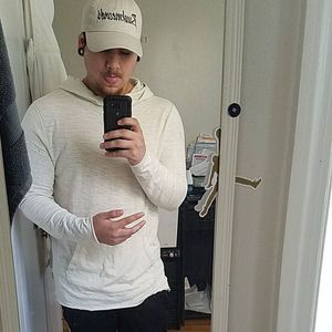 Meet your Posher, Jonathan