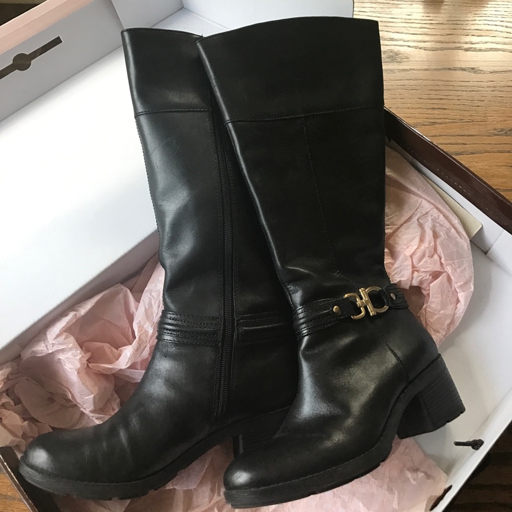 Tall black boots