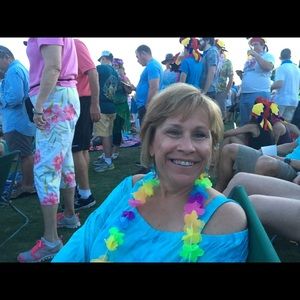 Meet your Posher, Nedra