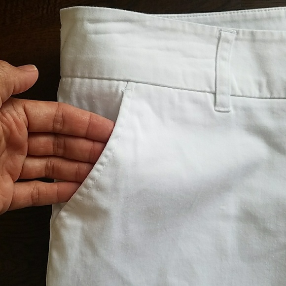 White Bermuda Shorts - Picture 2 of 6