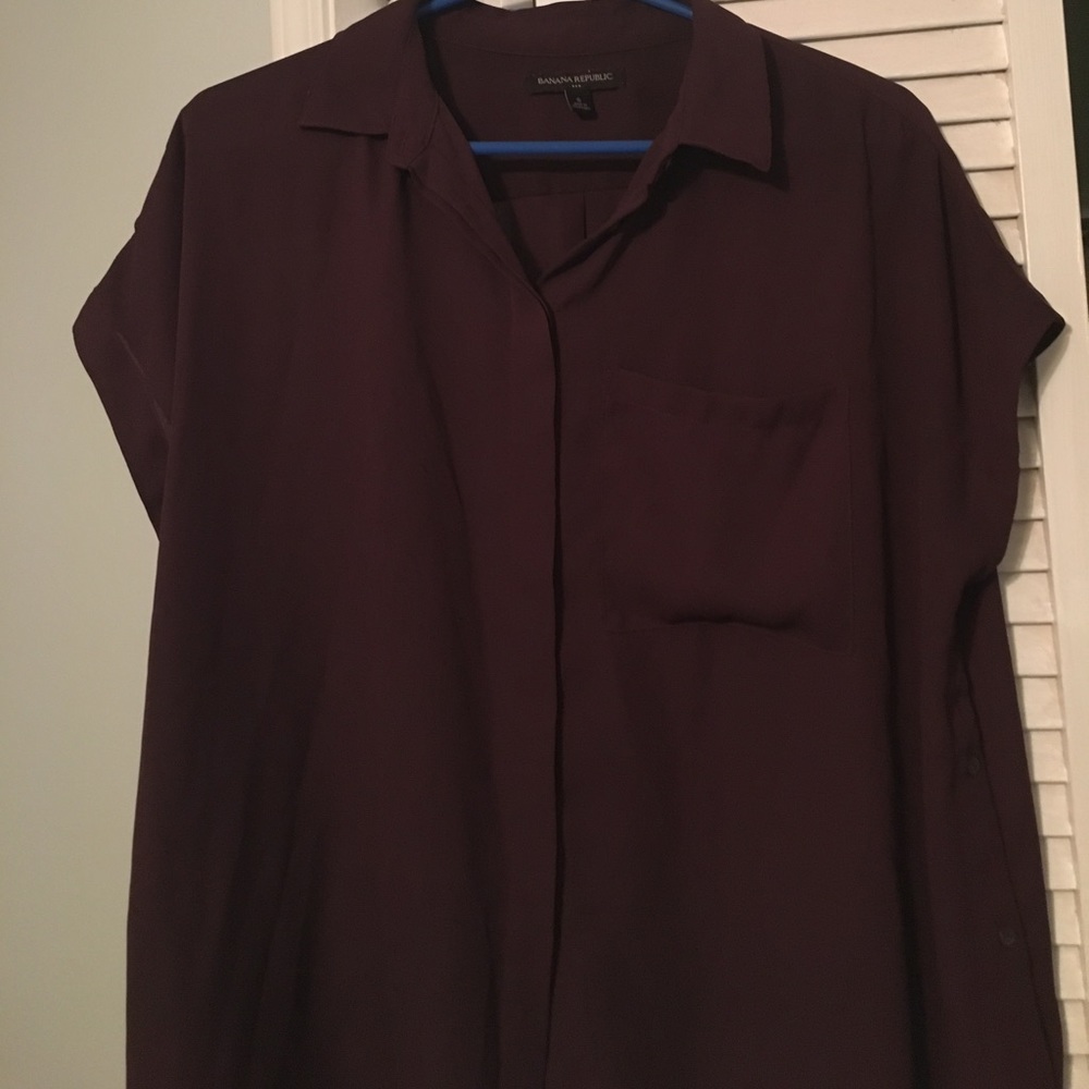 Banana Republic plum blouse - size S