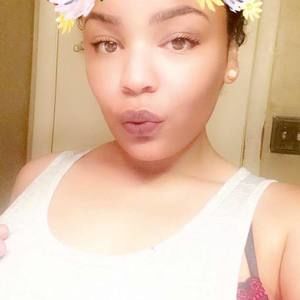 Meet your Posher, Clarissa