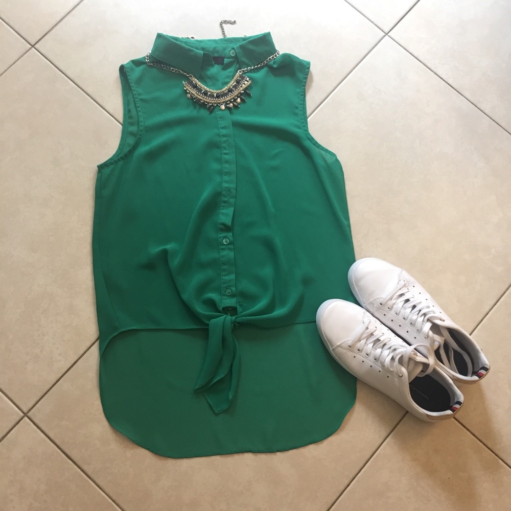 Green tank top with a tie