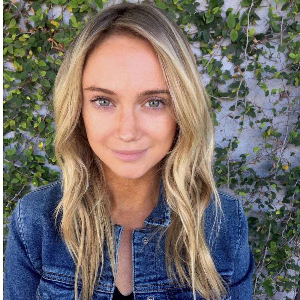 Meet your Posher, Alexandra