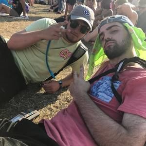 Meet your Posher, Brady