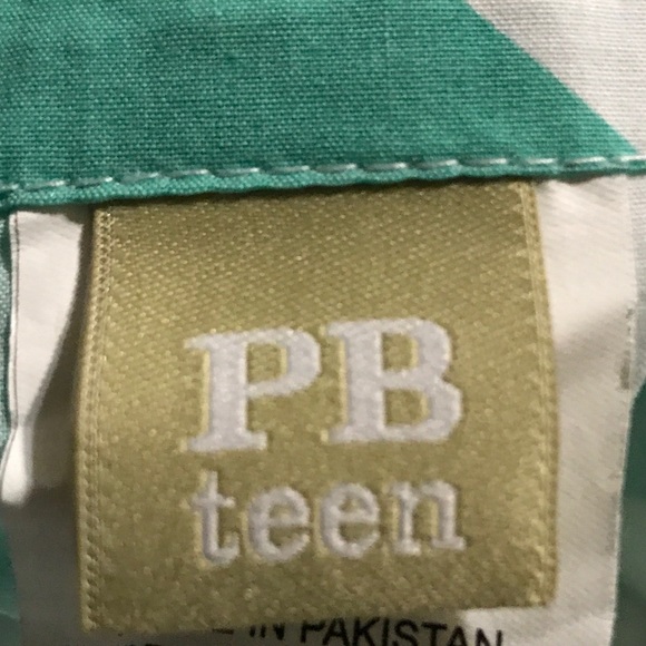 POTTERY BARN TEEN CHEVRON STANDARD SHAM TURQUOISE - Picture 4 of 5