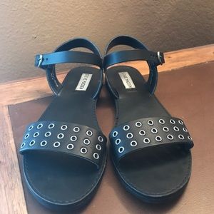 Steve Madden Black Rayden Sandals