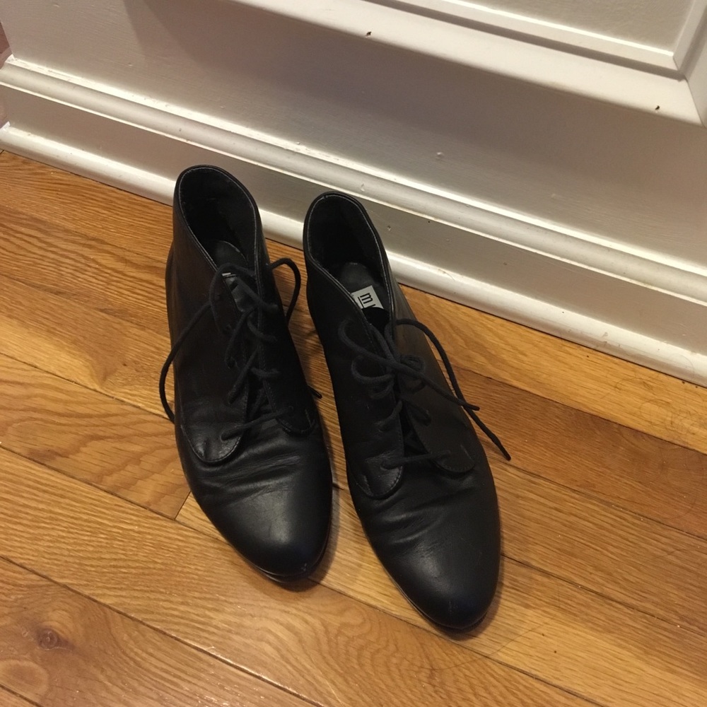 Munro Sport Casual Black Ankle Boot