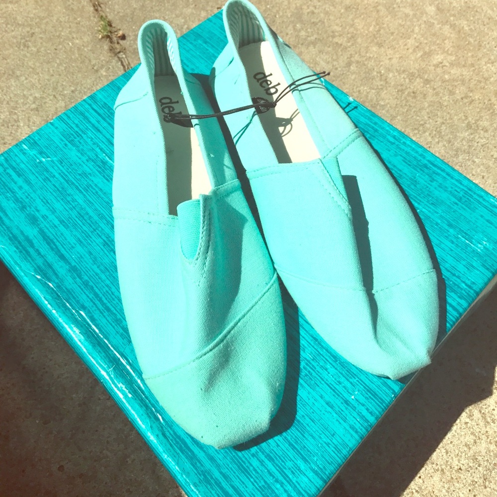 Turquoise Canvas Flats ❤️