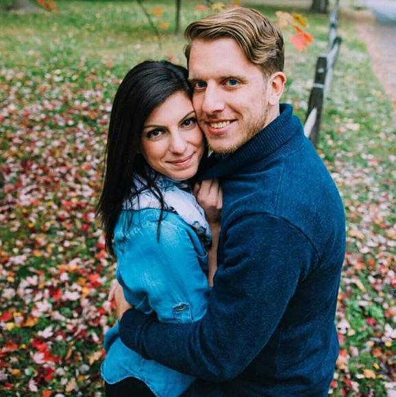 Meet your Posher, Holly - Picture 1 of 1