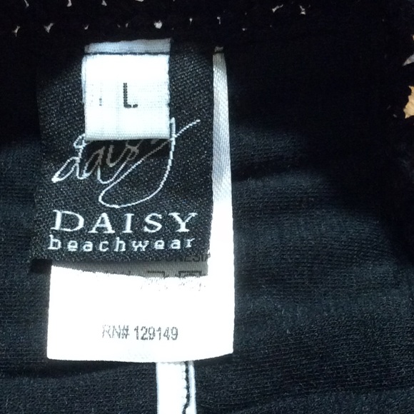 Daisy crochet  black bikini nwot size large - Picture 6 of 6