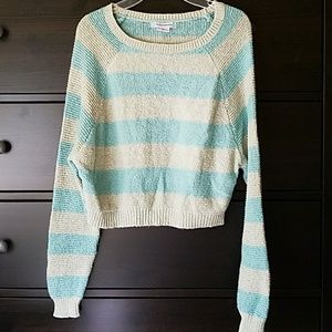 Crop sweater