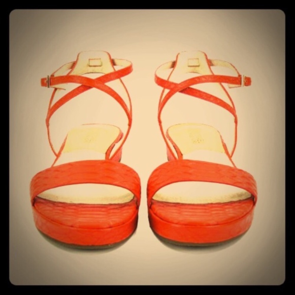 Kaylee Michael Kors orange sandals