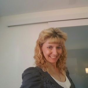 Meet your Posher, Julie