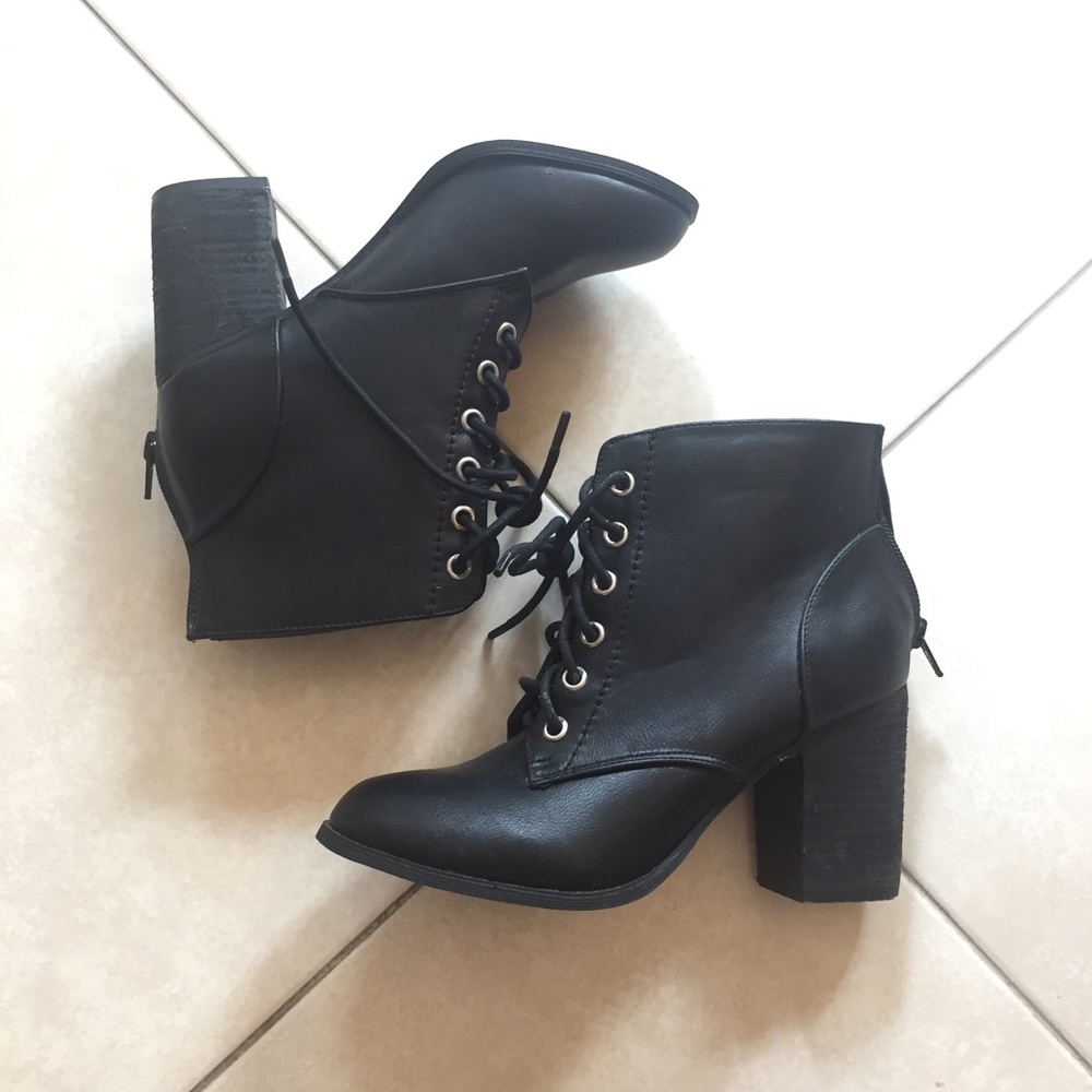 Heeled combat boots