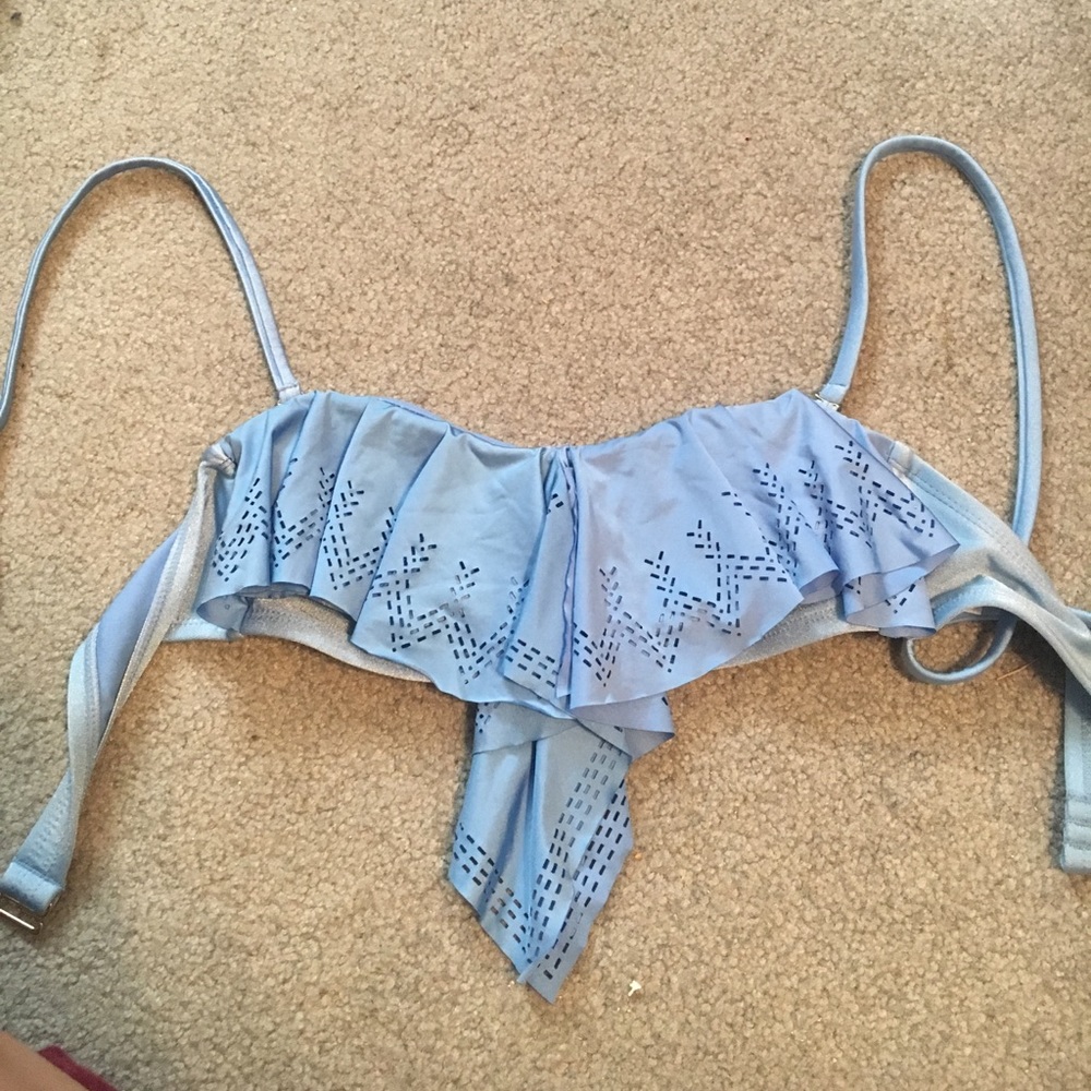 Pastel blue bikini top 🌸