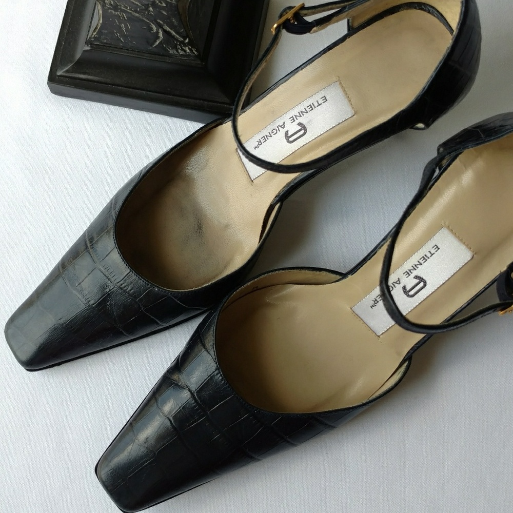 Etienne Aigner, size 7, navy, croc print heels