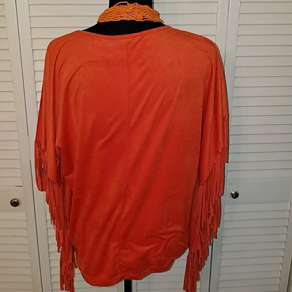 Fringe Top - Picture 3 of 4