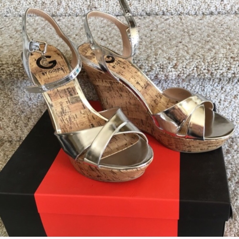 NWT Guess silver platform cork sandals!