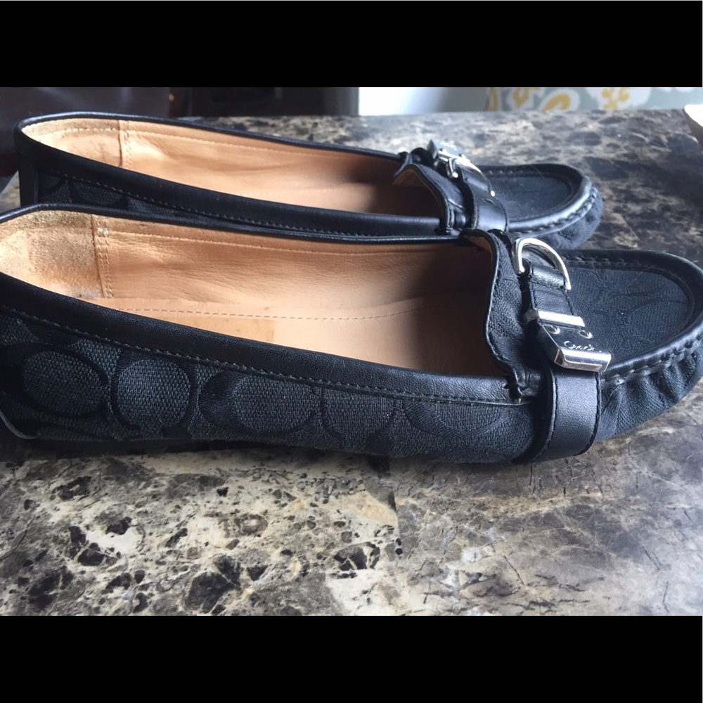 Coach flats