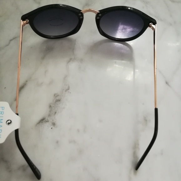 VINTAGE NOSE-BRIDGE SUNNIES - Picture 3 of 4