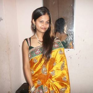 Meet your Posher, Iva