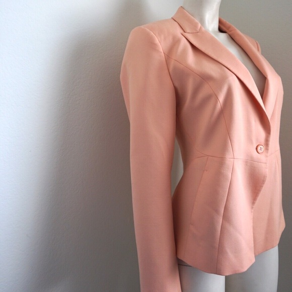 Jessica Dilaurentis Screen Worn Pink Blazer PLL - Picture 4 of 8