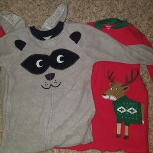 boys footie pajamas!