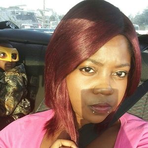 Meet your Posher, Ebonique