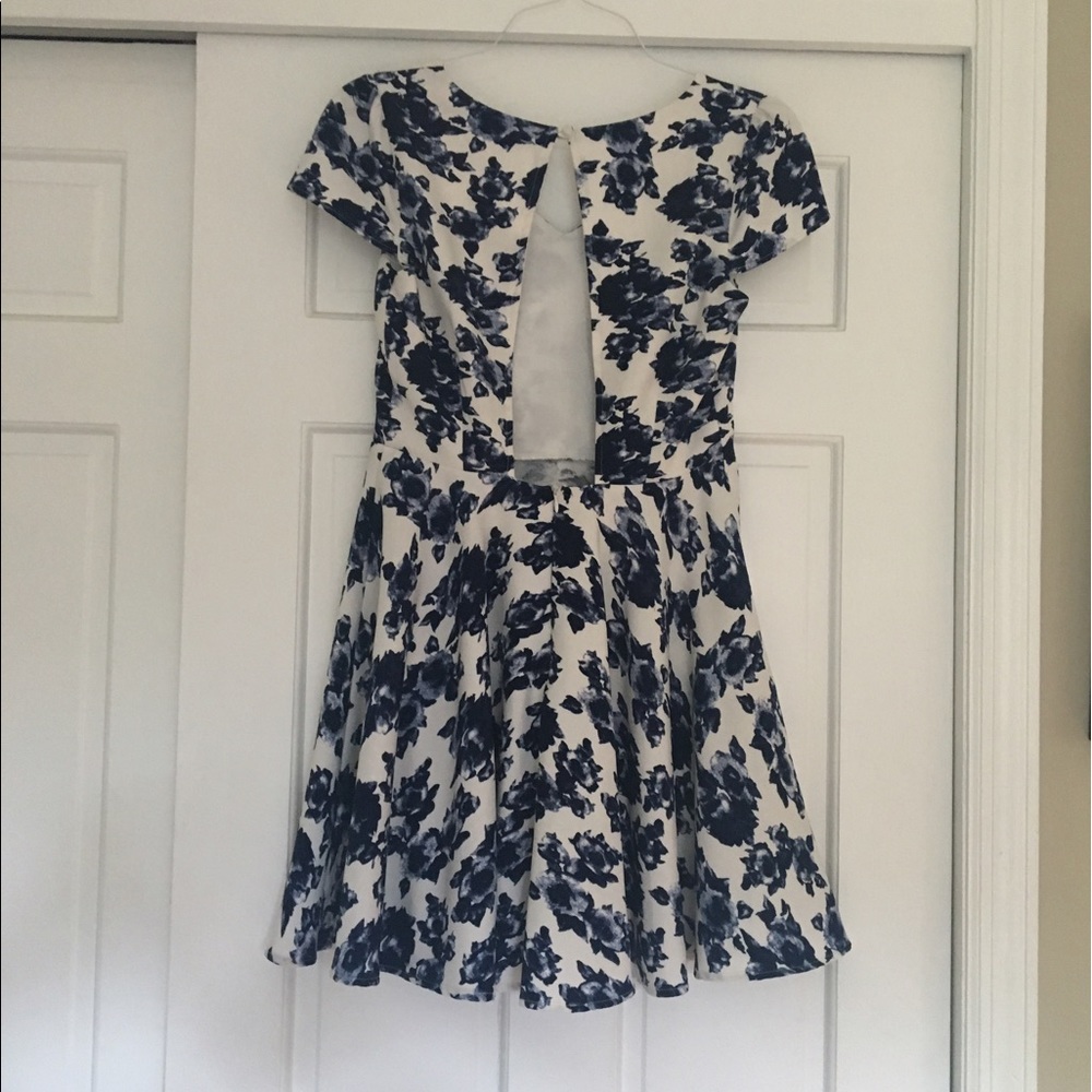 Lulus dress