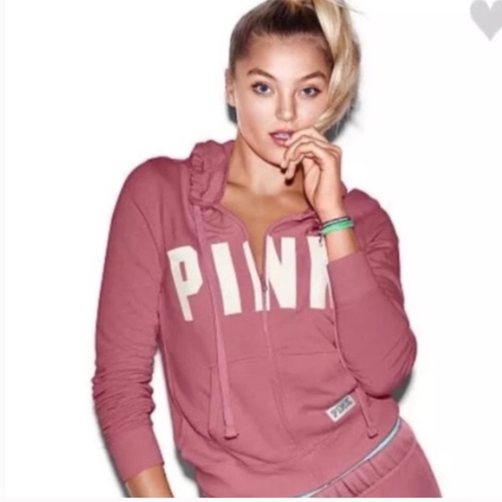 ❌TRADED❌PINK Sweater