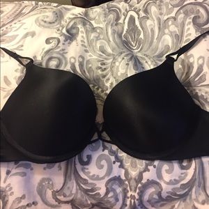 VS Bombshell Plunge Bra 32D