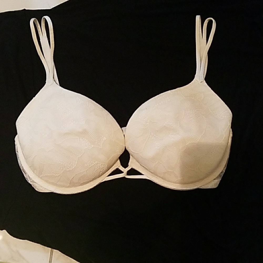 Victoria's secret 34d
