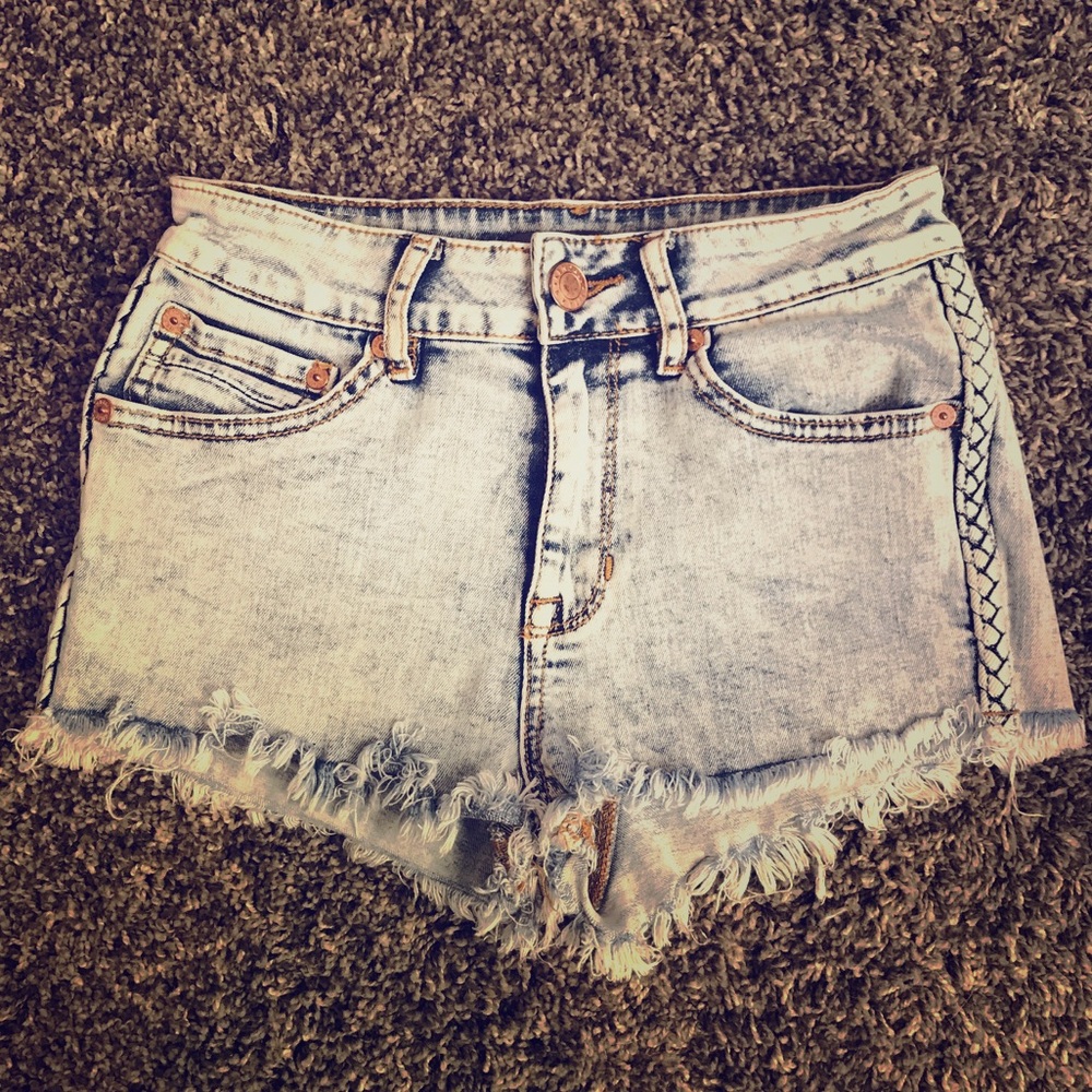 KENDALL & KYLIE BRAIDED DENIM SHORTS