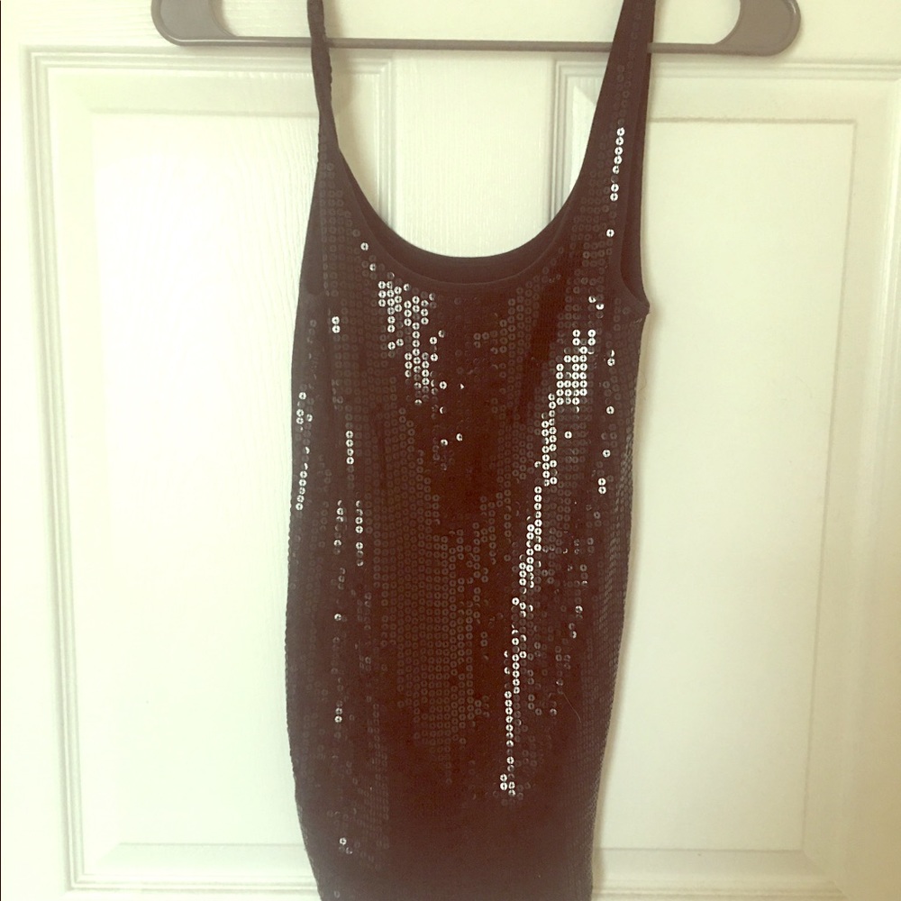 Black all over sequin tank