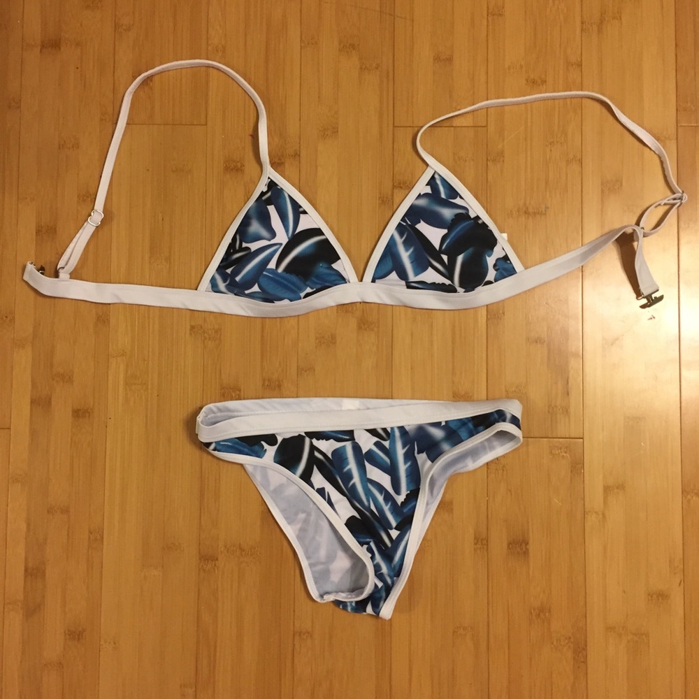 Triangle bathing suit
