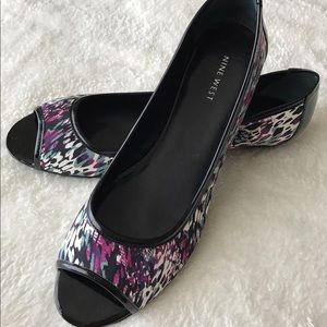 Never worn Nine West flats!